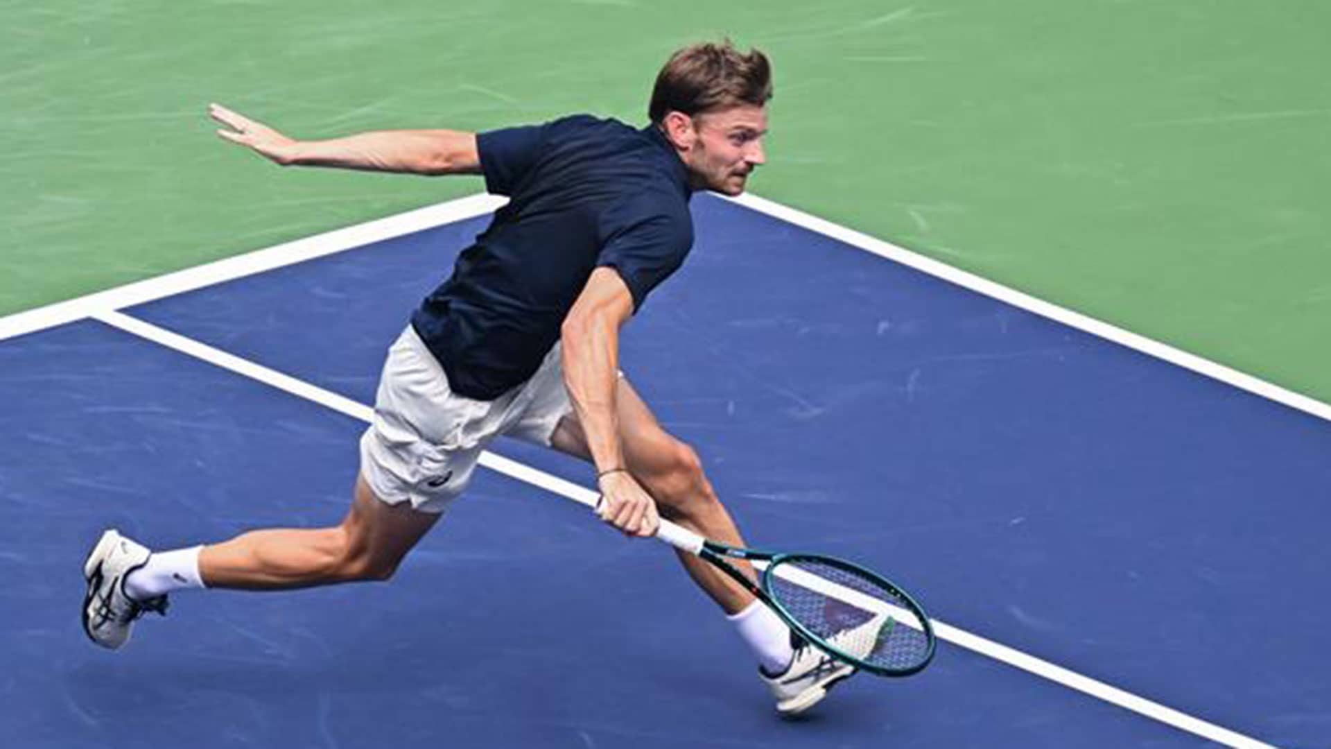 Shelton's shoulder echoes dim Shanghai spark