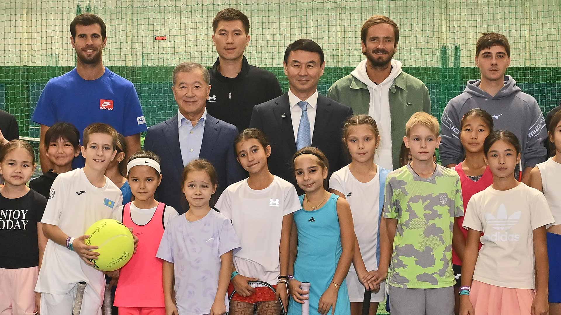Champions unveil Almaty's tennis frontier