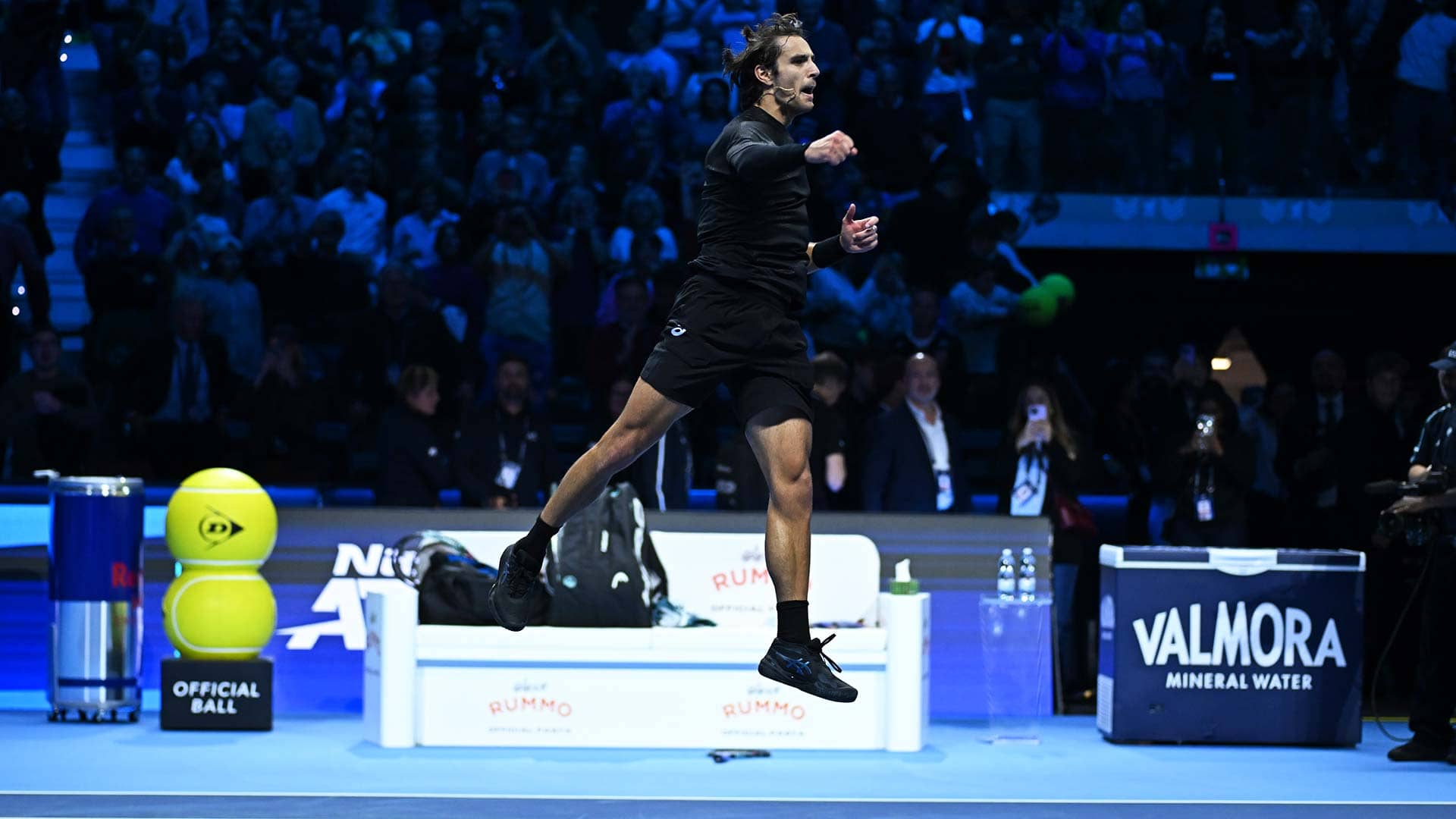 Musetti digs deep to survive Turin's pressure cooker